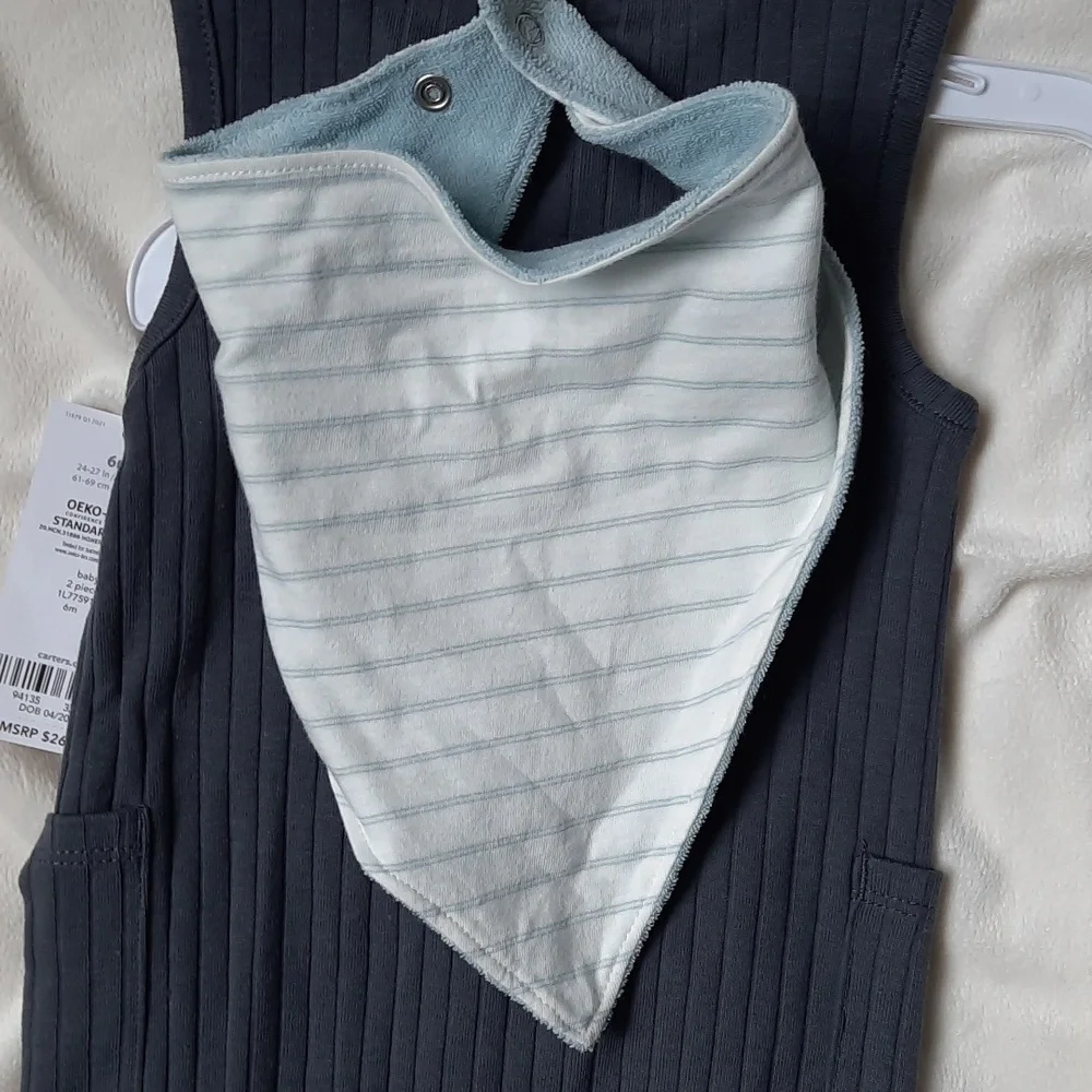 Carter's 2 piece jumpsuit and bandana bib set